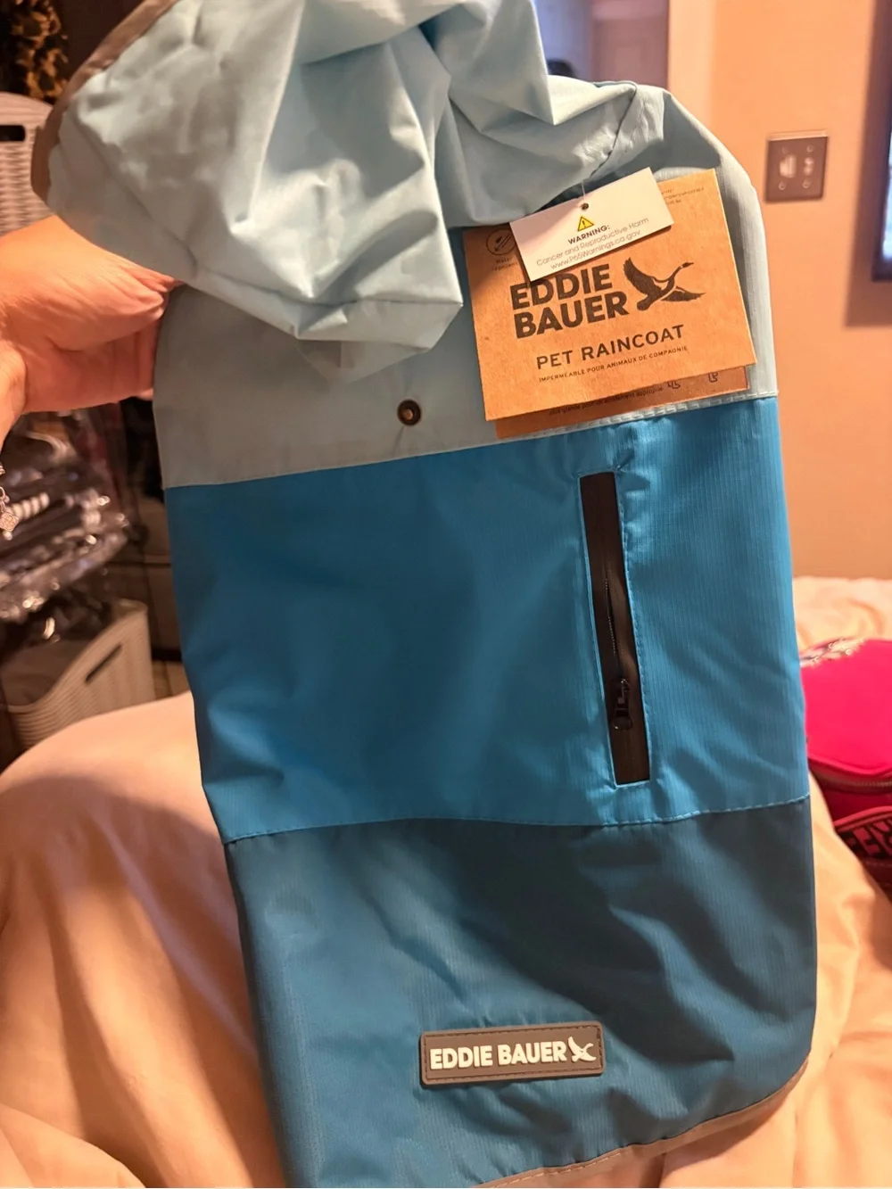 Eddie Bauer Ravenna Color-block Pet Windbreaker/ 🌧️ coat in Sea Spray Blues NWT